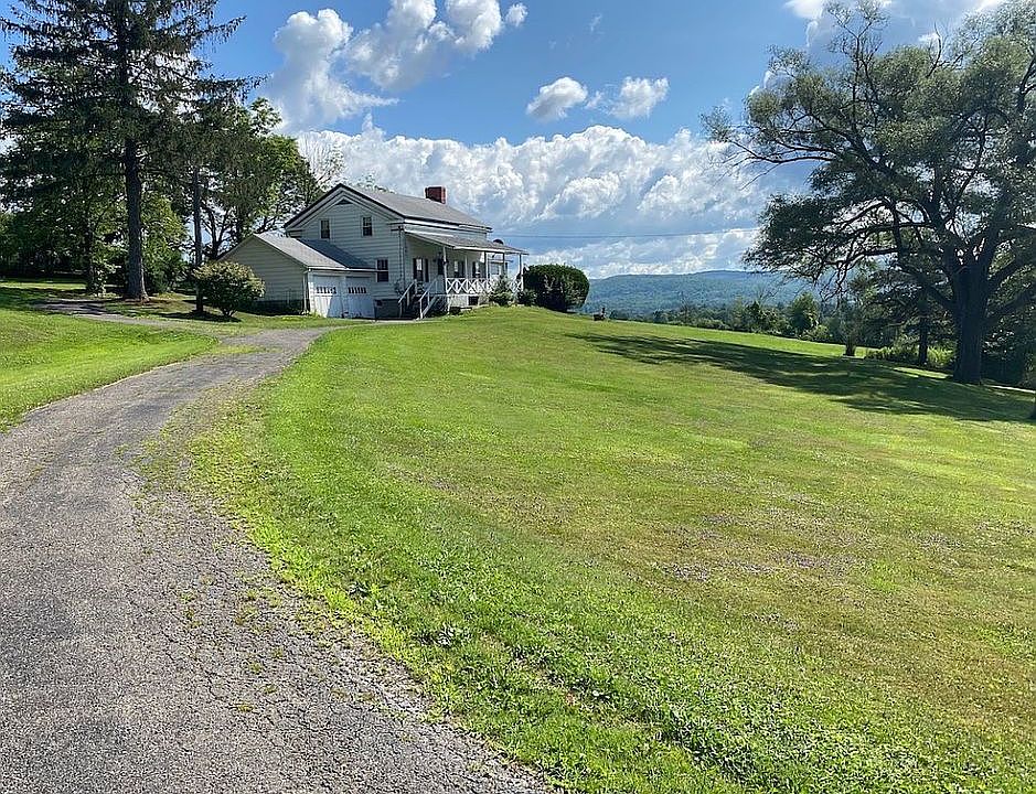 1st image of 4930 Middaugh Hill Rd