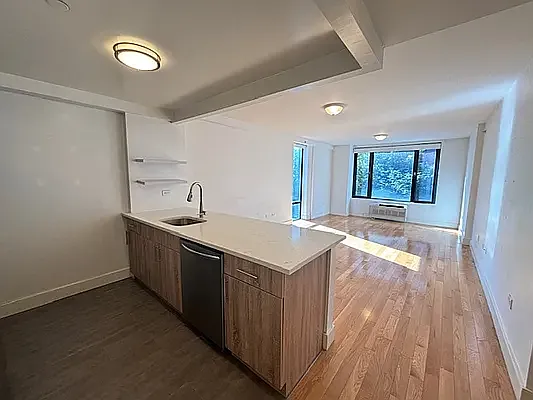 Rented by Level Group | media 11