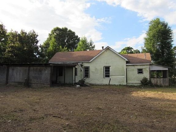 2nd image of 1720 Allen Ln