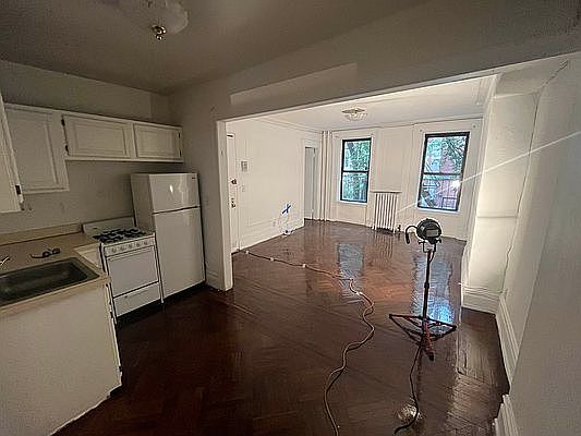 2nd image of 243 E 31st St #1B