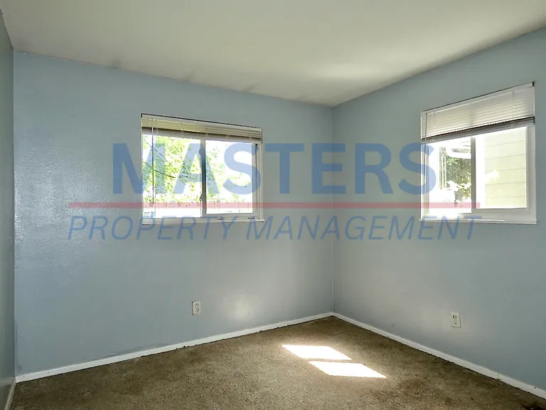 3907 Donegal Ln — Photo 23
