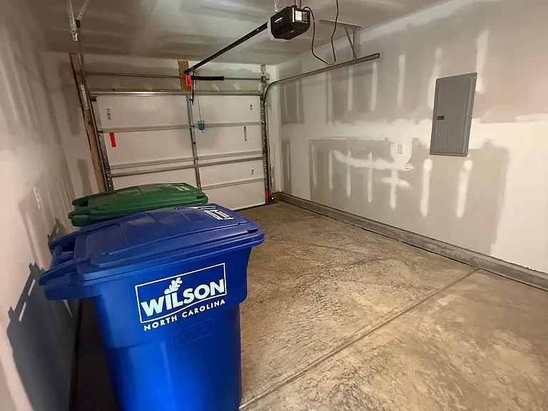 3913 Falcon Ct NW — Photo 15