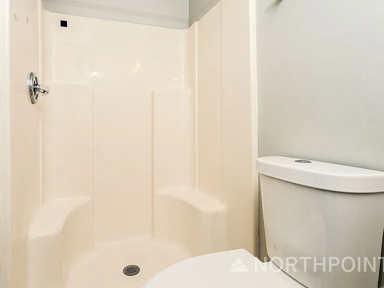 8326 Walden Rd E — Photo 13