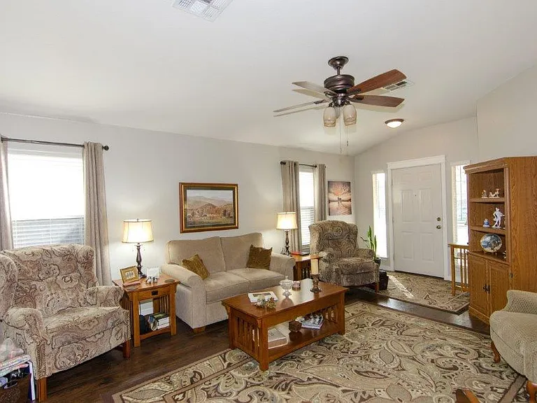 2341 Pearson Way — Photo 3