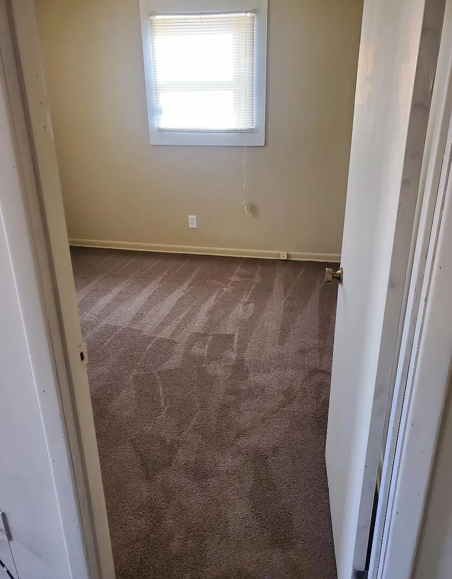 2 bed, 900 sqft, $750 — Photo 4
