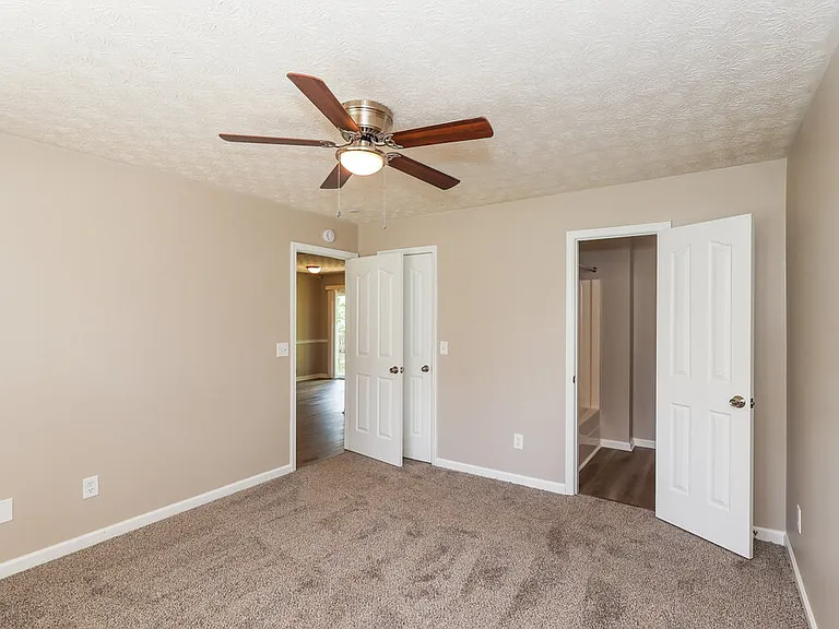 2 Ruby Ct — Photo 12