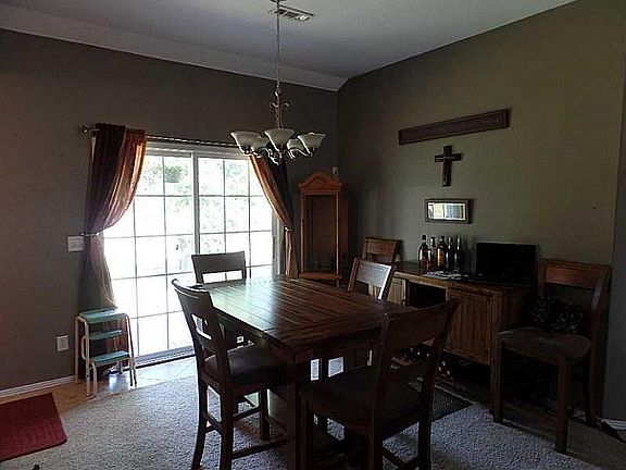 4th image of 307 Ryan Ct