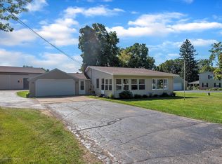 204 Hoehn Ct, Dimondale, MI 48821