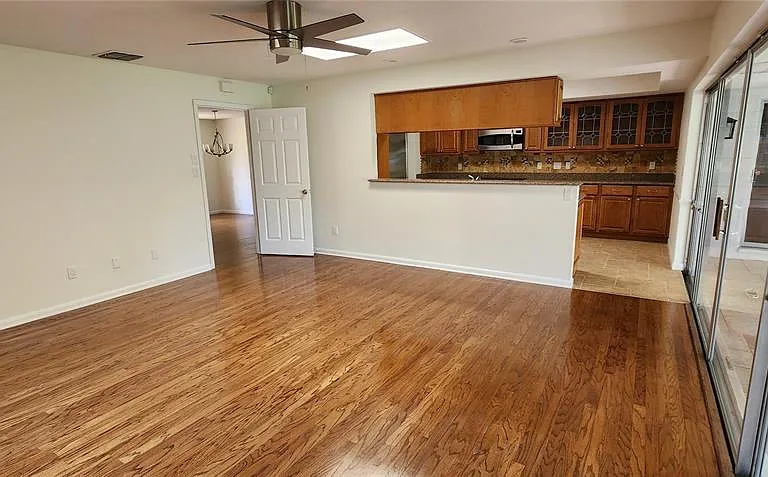 7864 Broken Arrow Trl — Photo 5