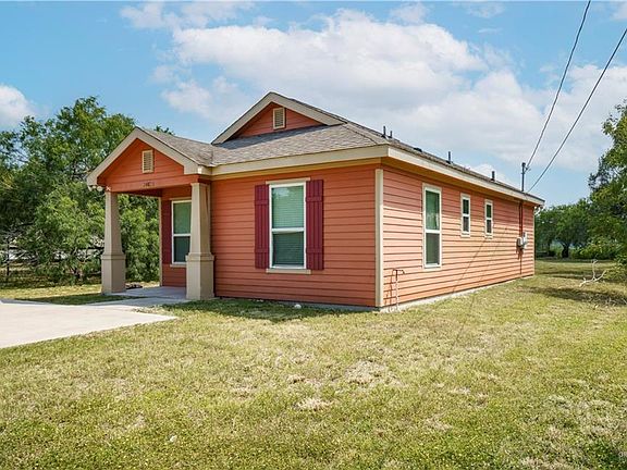 3rd image of 24820 Katherine Dr
