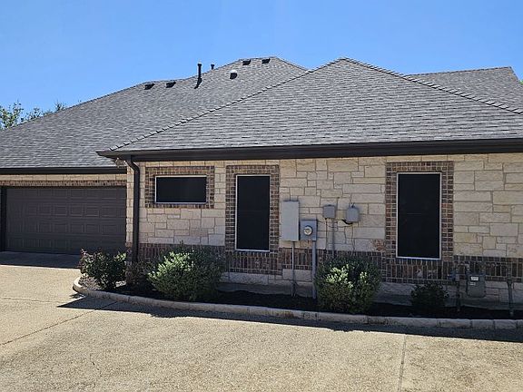 5th image of 4003 Lazy Brook Dr
