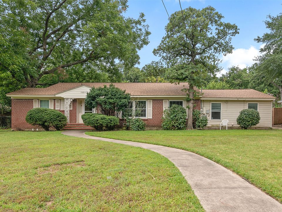 1st image of 1604 Laurelwood Dr