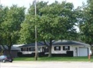 1828 Fort Jesse Rd, Normal, IL 61761