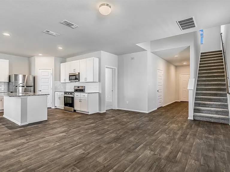 2808 Totley Rd — Photo 4