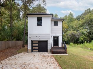 2513 Rochelle St, Durham, NC 27703