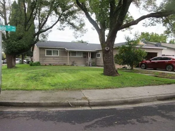 213 Coronado Ct, Vacaville, CA 95687