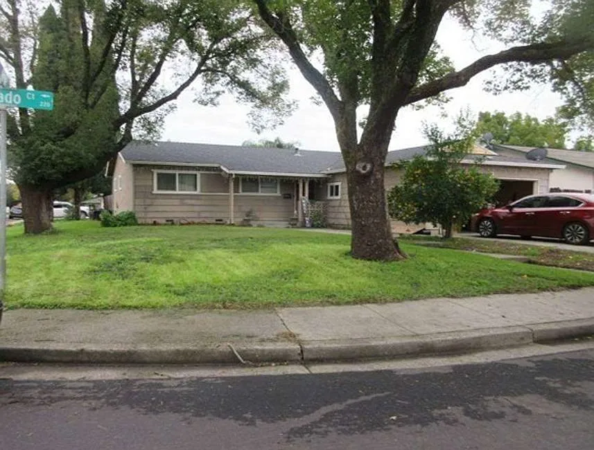 213 Coronado Ct photo 1