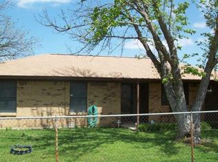 72 Roberts Rd, Mineral Wells, TX 76067