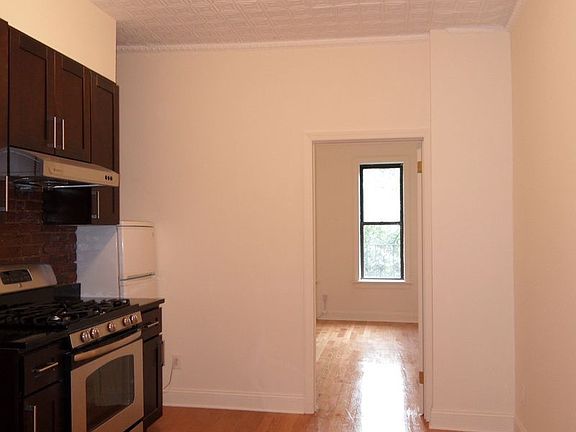 3rd image of 467 Columbus Ave APT 3B