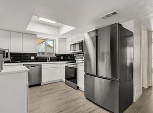 709 Royal Oaks Dr, Garland, TX 75040