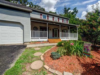 1496 Oak Trail Ct, Herndon, VA, 20170
