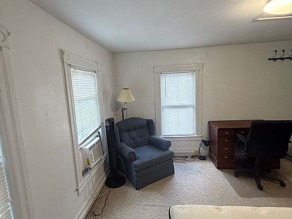 4th image of 715 N Aurora St #2