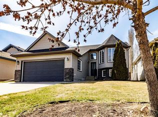 43 E Webster Dr, Red Deer, AB T4N7G4