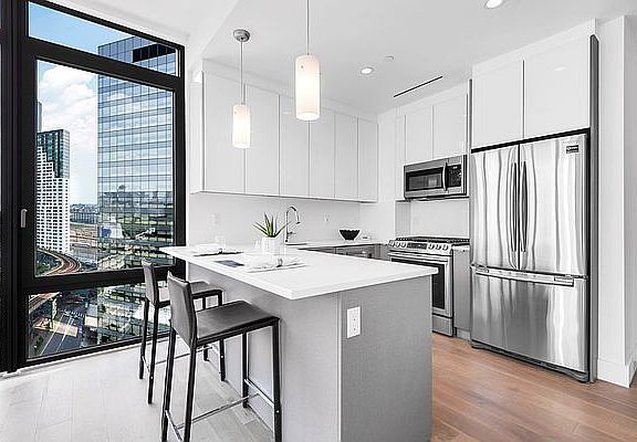 5th image of 42-10 27th St #12C