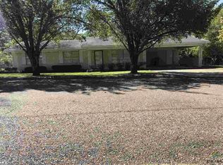 105 Hilltop Dr, Naples, TX 75568