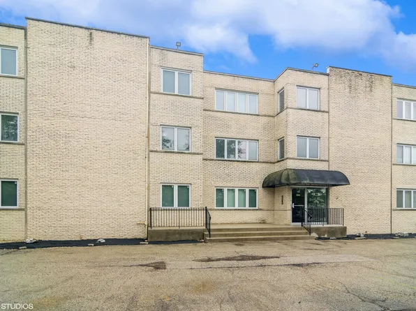 941 N Northwest Hwy APT 2B, Park Ridge, IL 60068