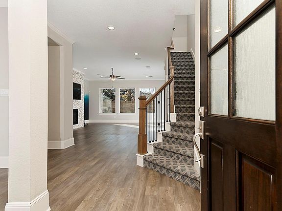 3rd image of 543 Kingston Lane
