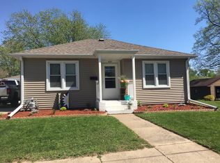 404 Florence St, Morrison, IL 61270