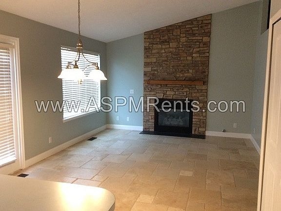 4th image of 6064 W Watt Ln