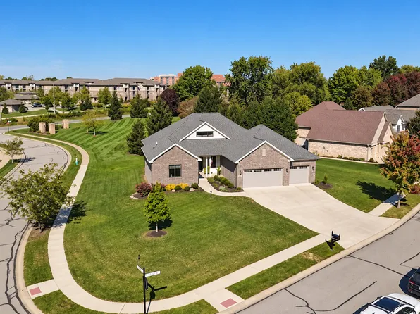 836 Justine Cir W, Indianapolis, IN 46234