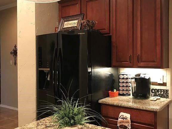 3rd image of 6303 Lakecrest Dr