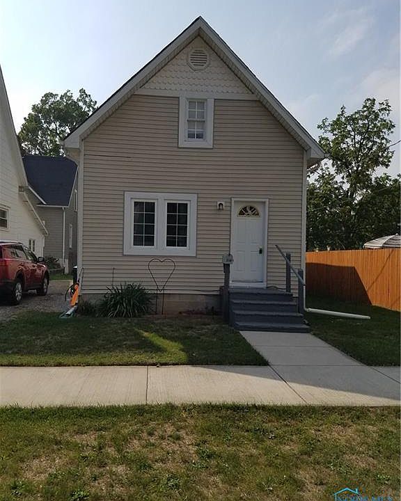 1st image of 219 S Pleasant St