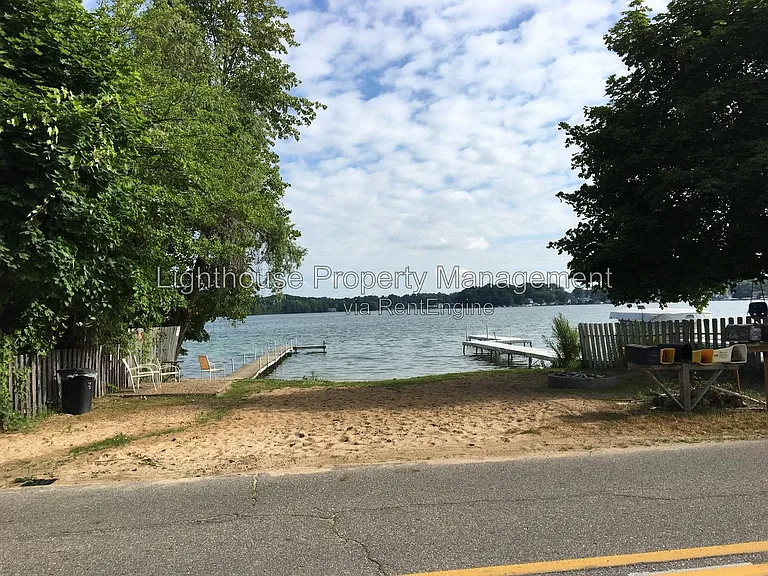 544 Hacker Dr — Photo 11