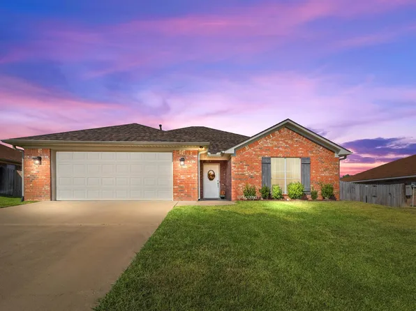 11264 Meadows Dr, Flint, TX 75762