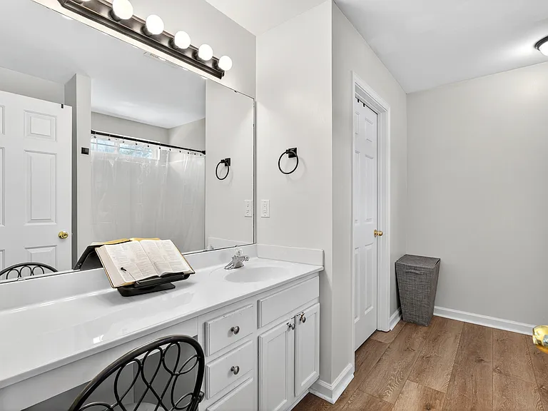 263 Hadley Commons Dr #1 — Photo 26