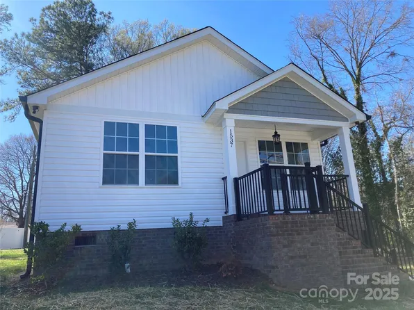 1537 Poston Cir, Gastonia, NC 28054