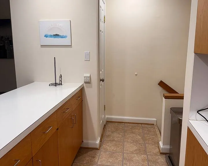 9814 Parkwood Dr — Photo 11