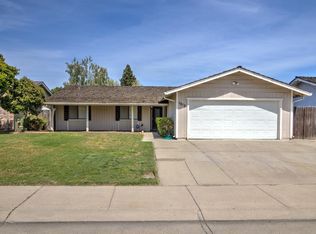 1015 Sunnyoak Way, Stockton, CA 95209