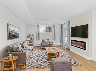 9504 182nd St NW #114, Edmonton, AB T5T3A7