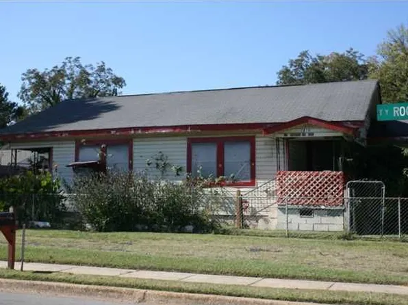 1810 T Y Rogers Jr Ave, Tuscaloosa, AL 35401