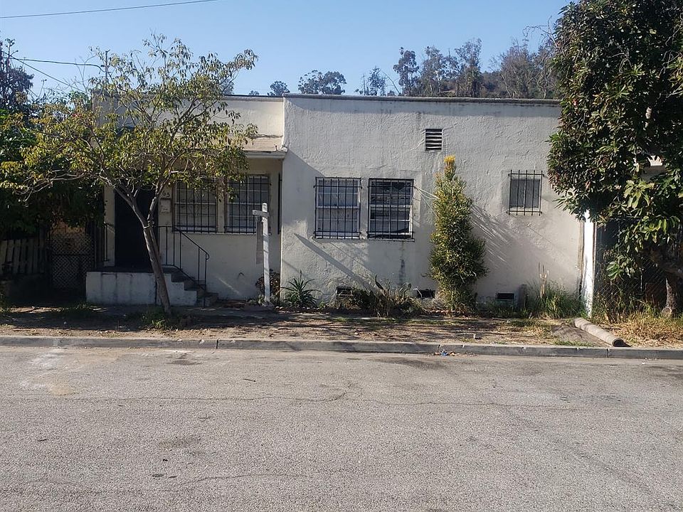 1st image of 165 N Avenue 18