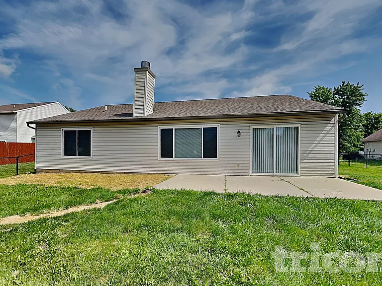 8539 Captain Dr — Photo 16