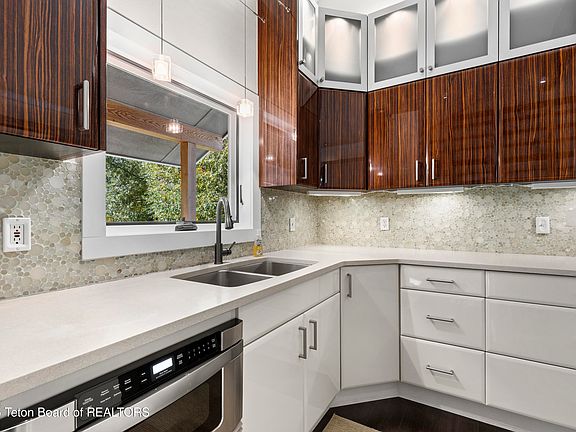 5th image of 4445 S Fallen Leaf Ln