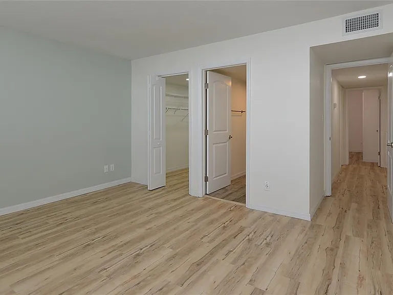 300 Woodette Dr #604 — Photo 28