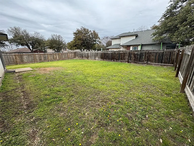 8901 Vigen Cir — Photo 26
