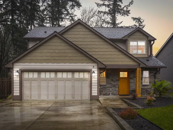 831 Virginia Cir, Clatskanie, OR 97016